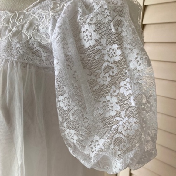 1980's Movie Star Nylon and Chiffon Peignoir Set - Picture 8 of 12